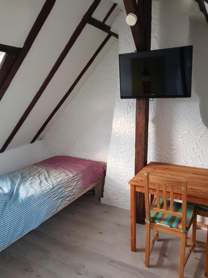 דיסלדורף Messezimmer Am Thewissenweg חדר תמונה